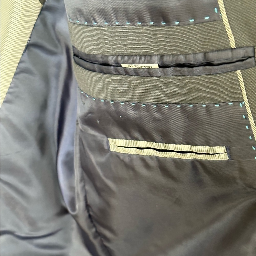 Marc Ecko Men’s Gray Blazer Size 40R - image 4